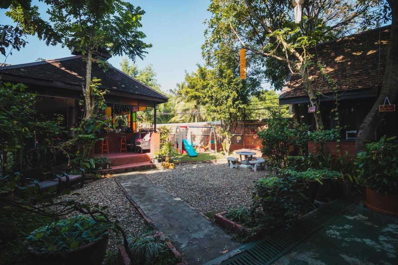 Bed and Breakfast Joy'S House & Tour Chiang Mai Zewnętrze zdjęcie